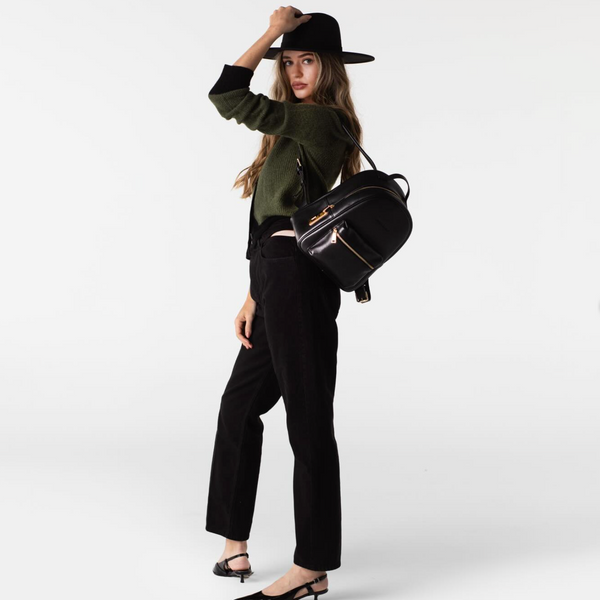 #RachelBloomOfficial