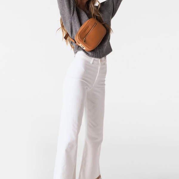 #RachelBloomOfficial