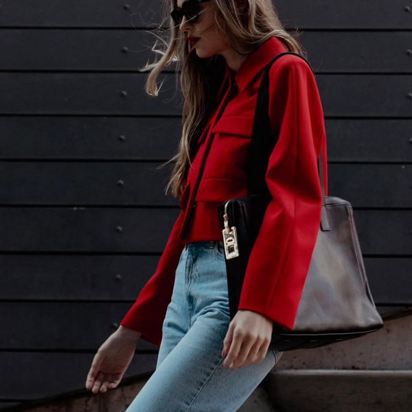 #RachelBloomOfficial